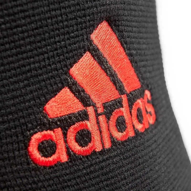 Adidas Essential Knee Support