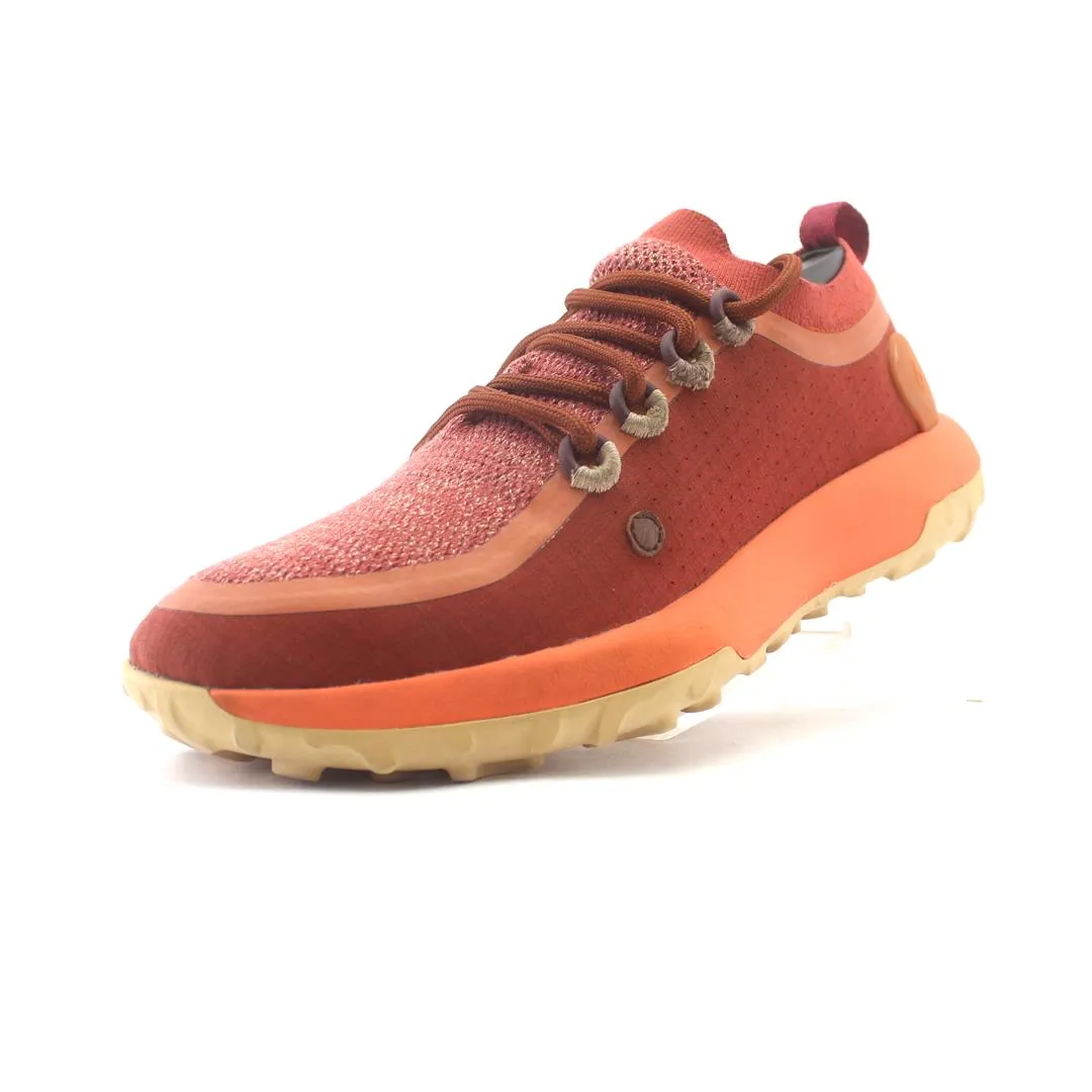 ALLBIRDS  TRAIL RUNNERS SWT