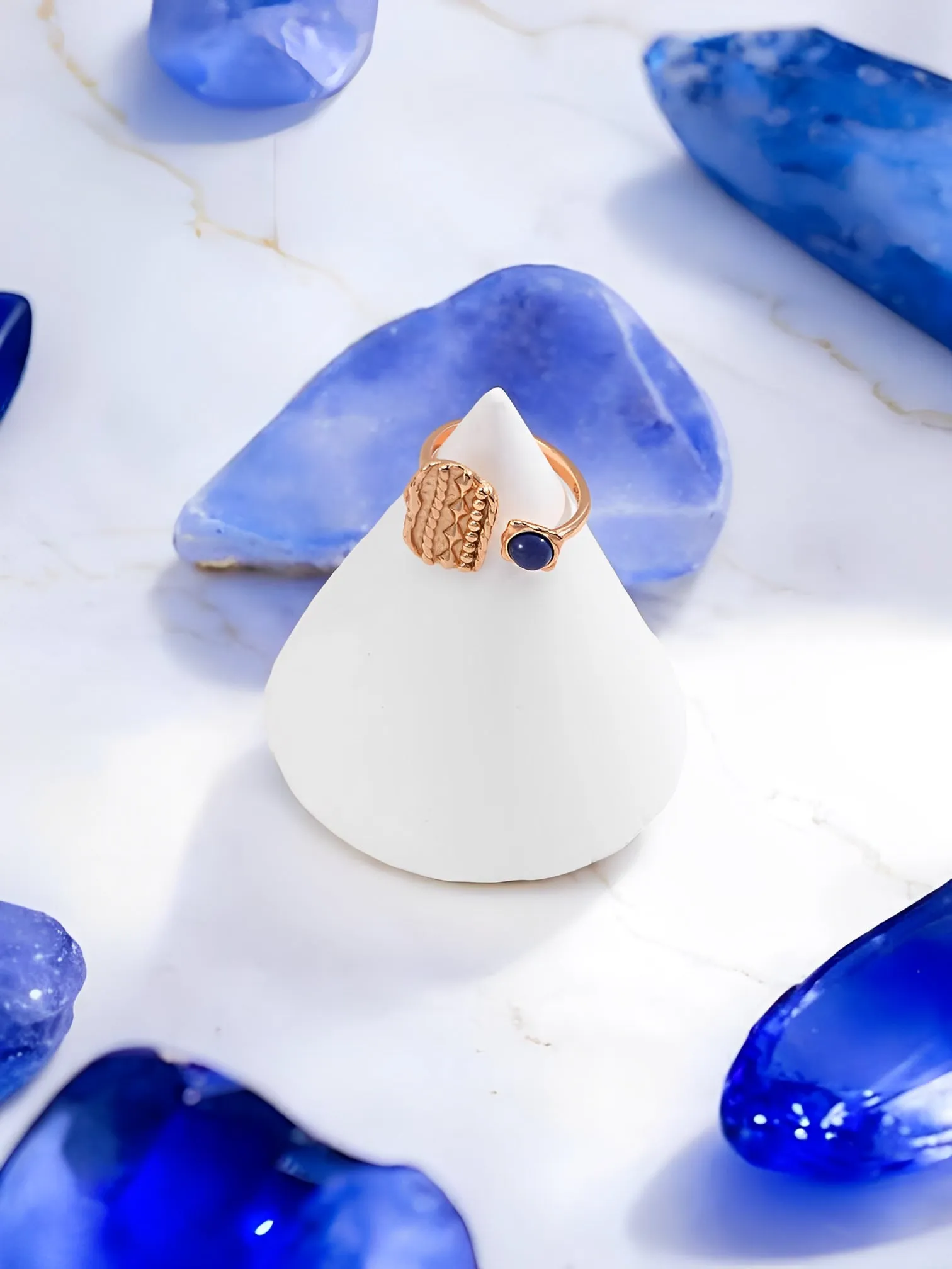 Antica - Vintage Style Lapis Lazuli Ring