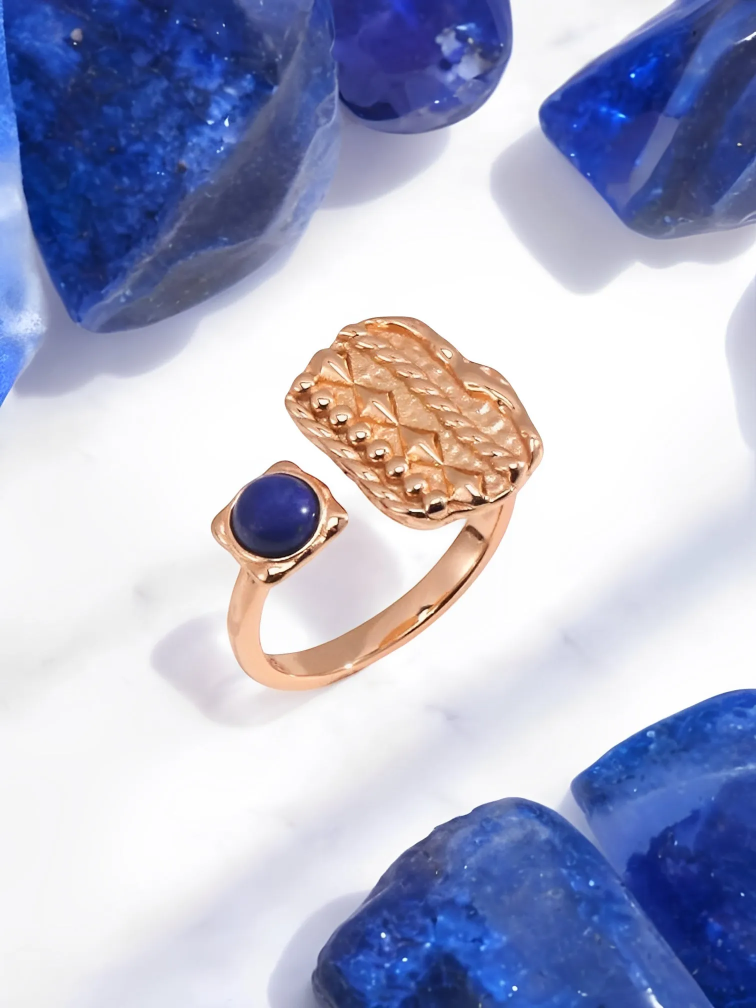 Antica - Vintage Style Lapis Lazuli Ring