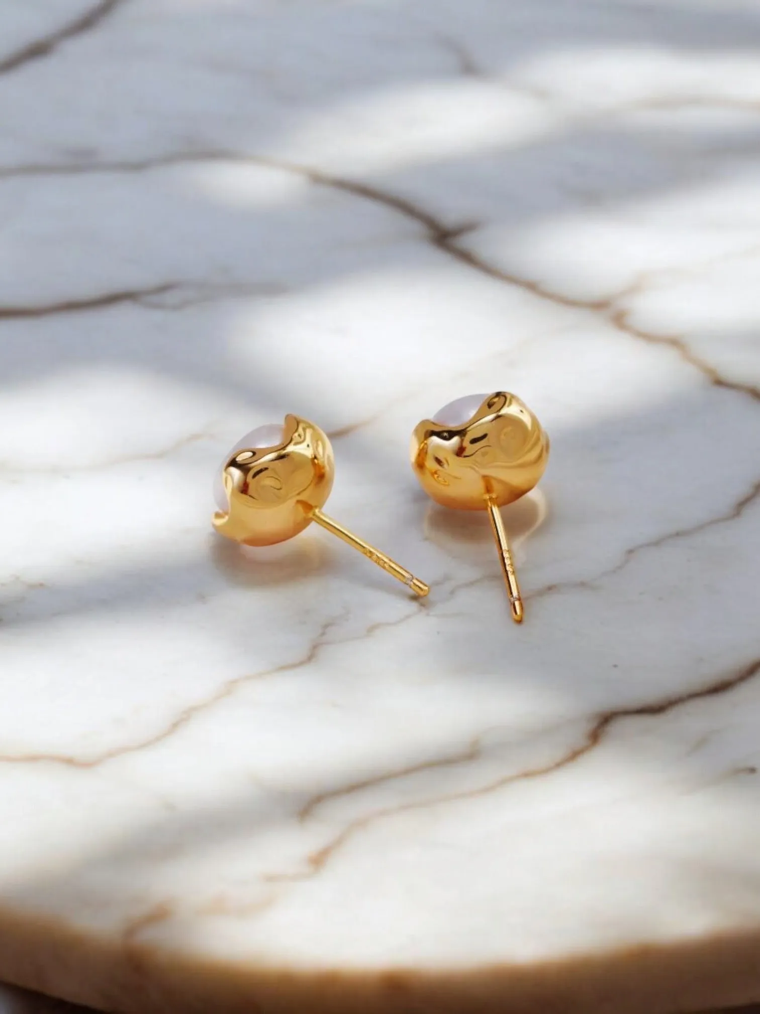 Charlotte - Minimalist Pearl Stud Earrings