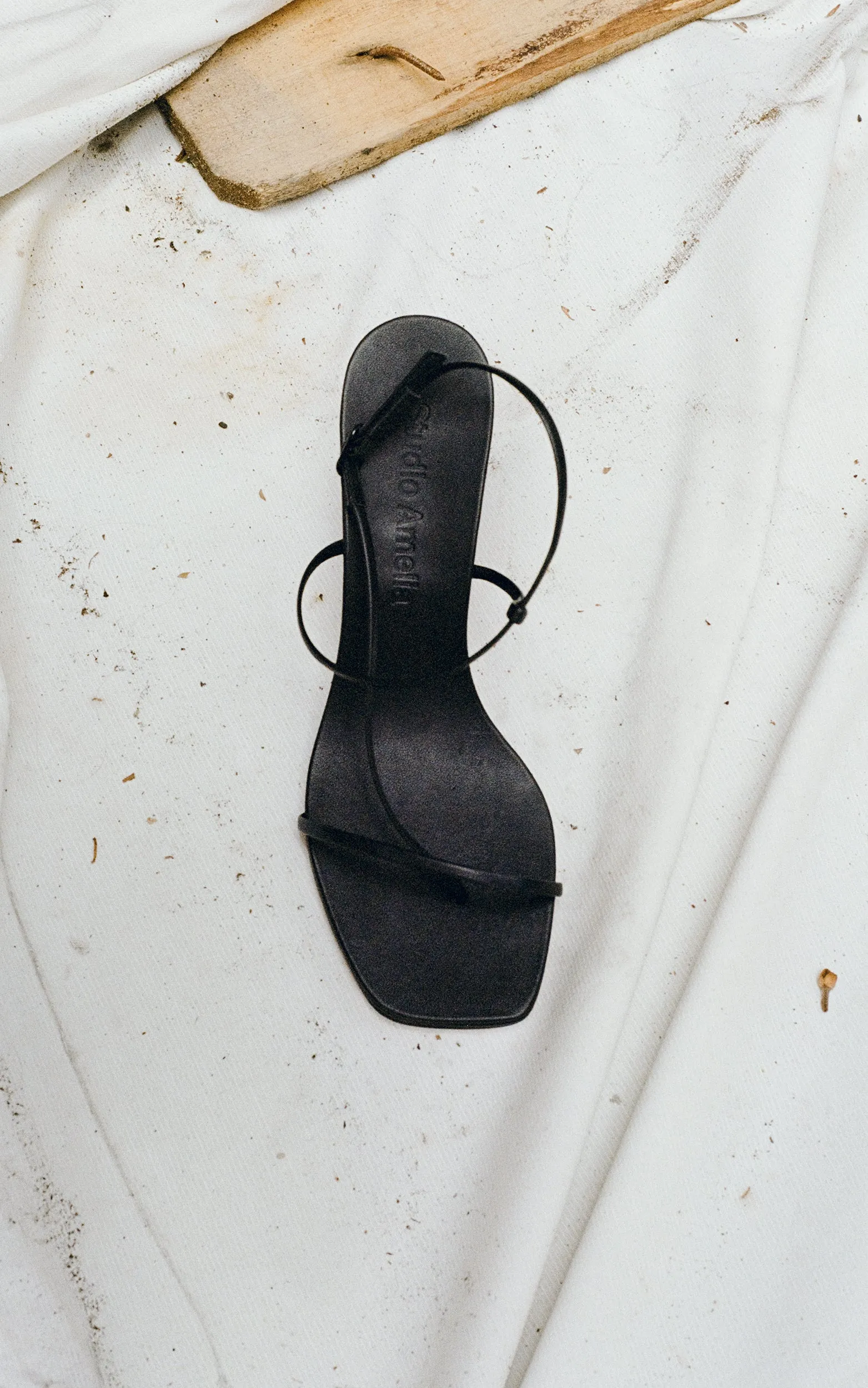 Cross Front 70 Heel | Black