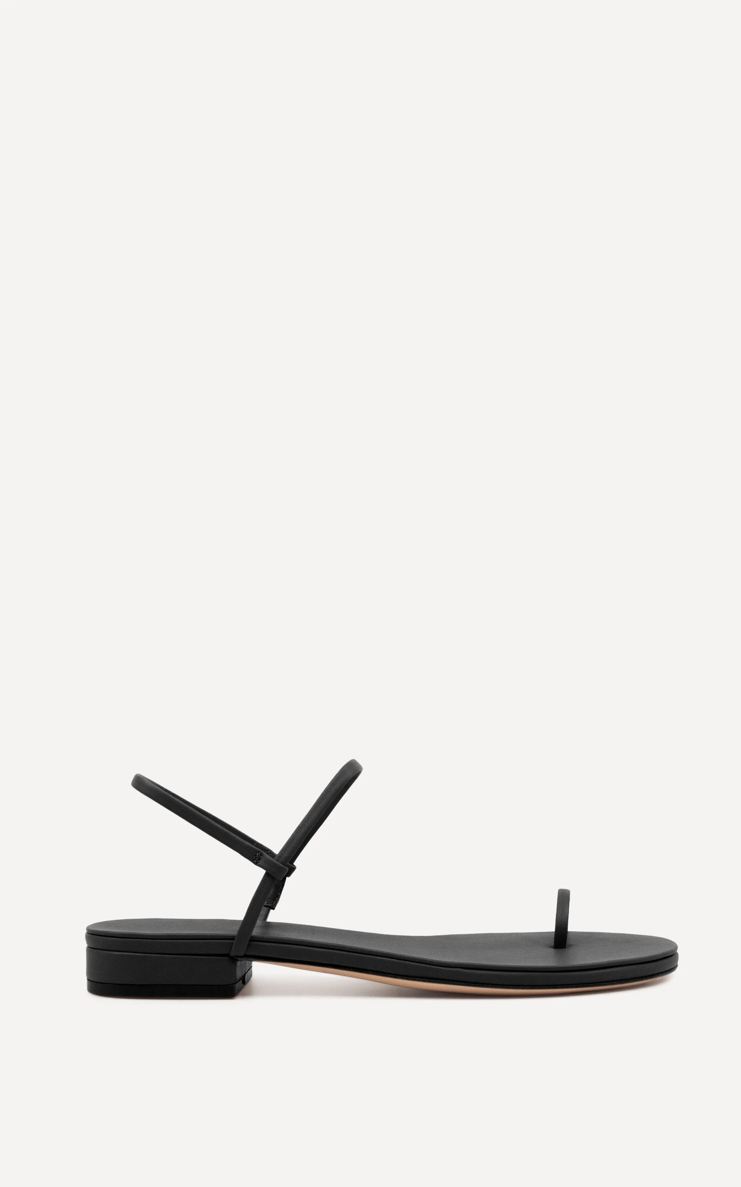 Edith Flat | Black