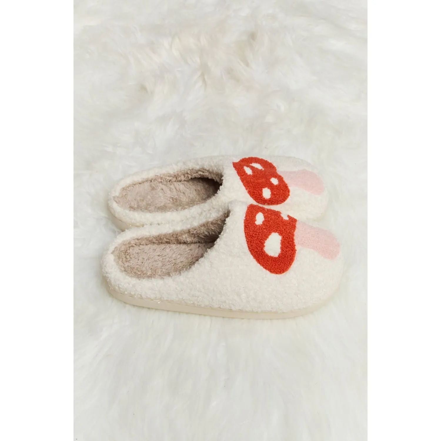 Melody Mushroom Print Plush Slide Slippers