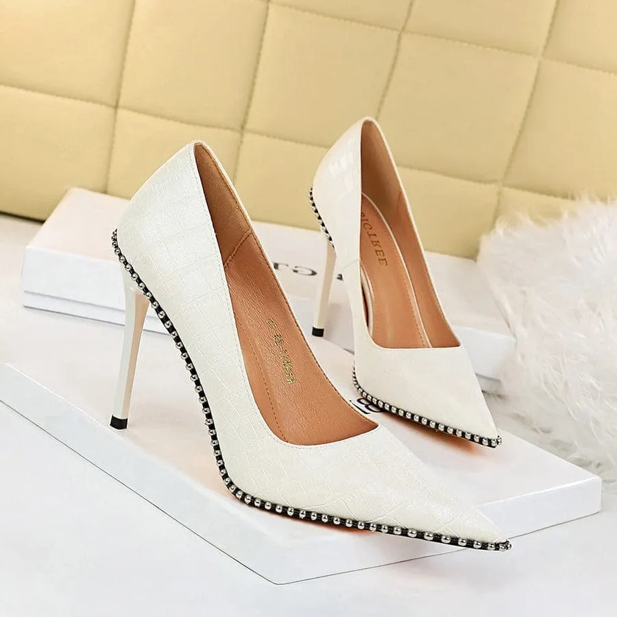 Point Toe Heel Pumps