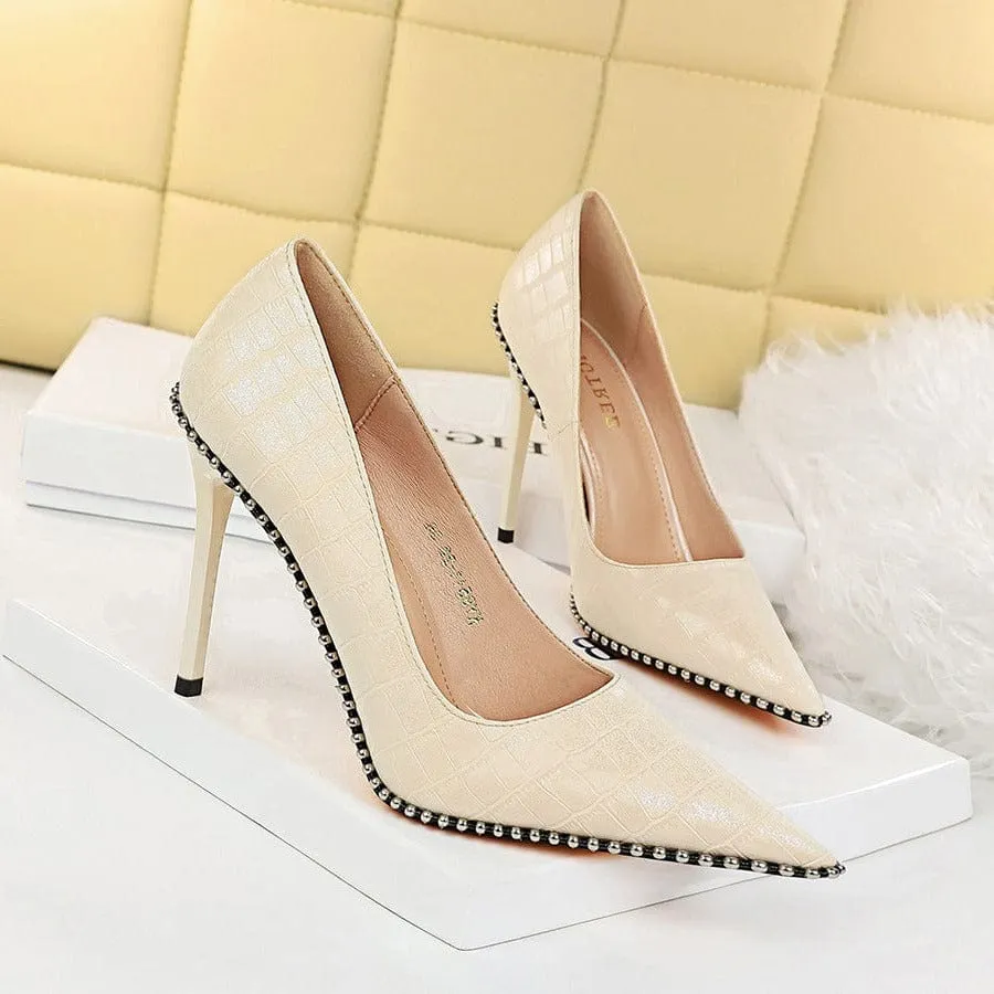 Point Toe Heel Pumps