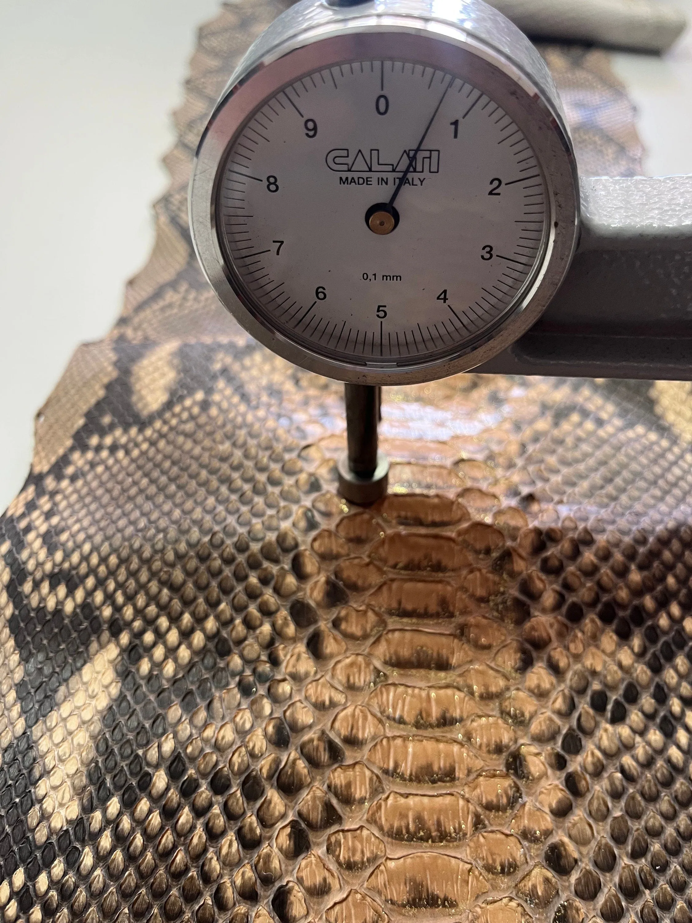 Real python leather, genuine snake leather hide color beige, long and wide snakeskin of thick 0,7mm(2 oz)