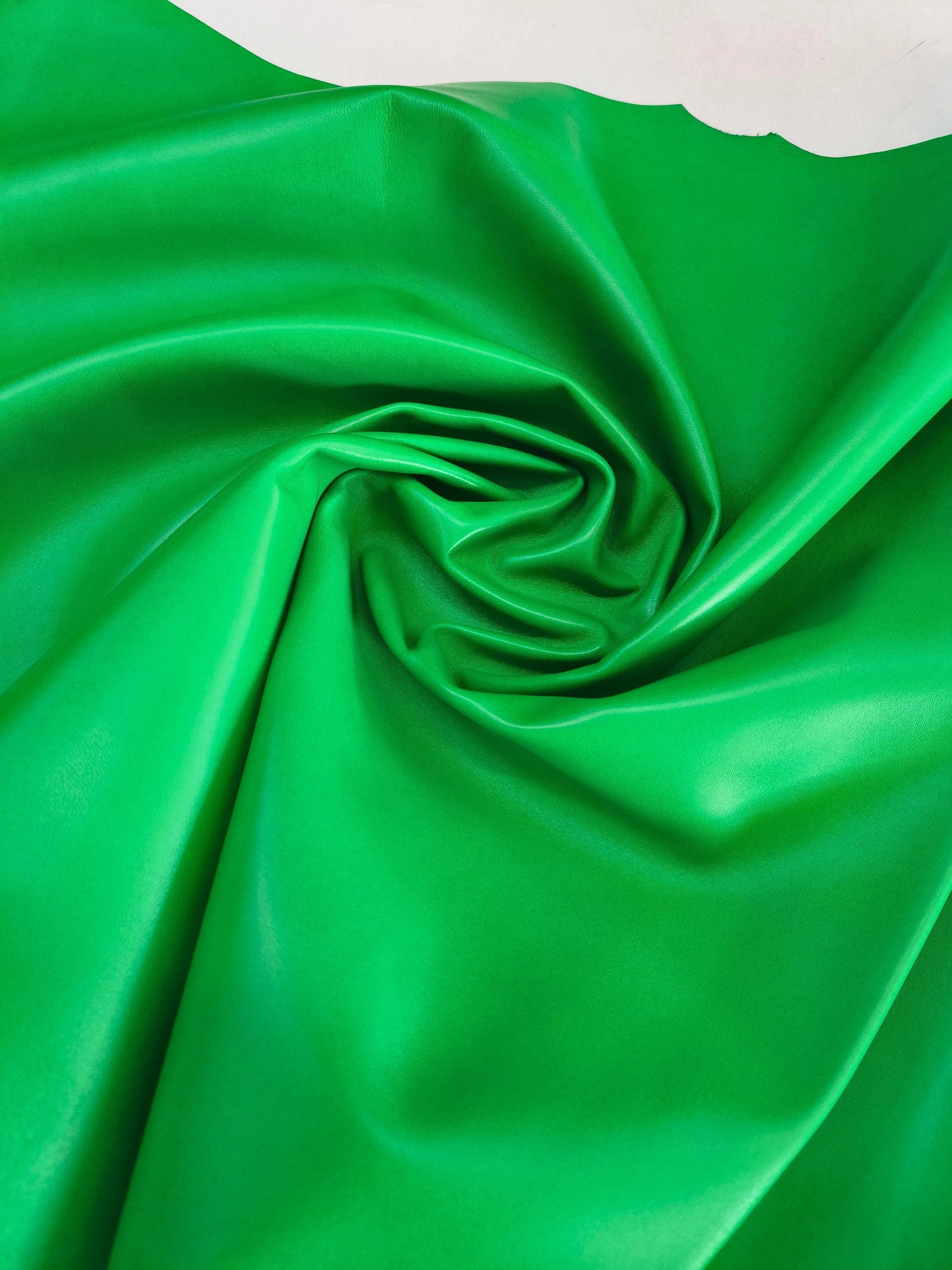 Sheep genuine leather, lambskin nappa leather hide for crafts col. Green, thick. 0,9mm (2 1/2oz)