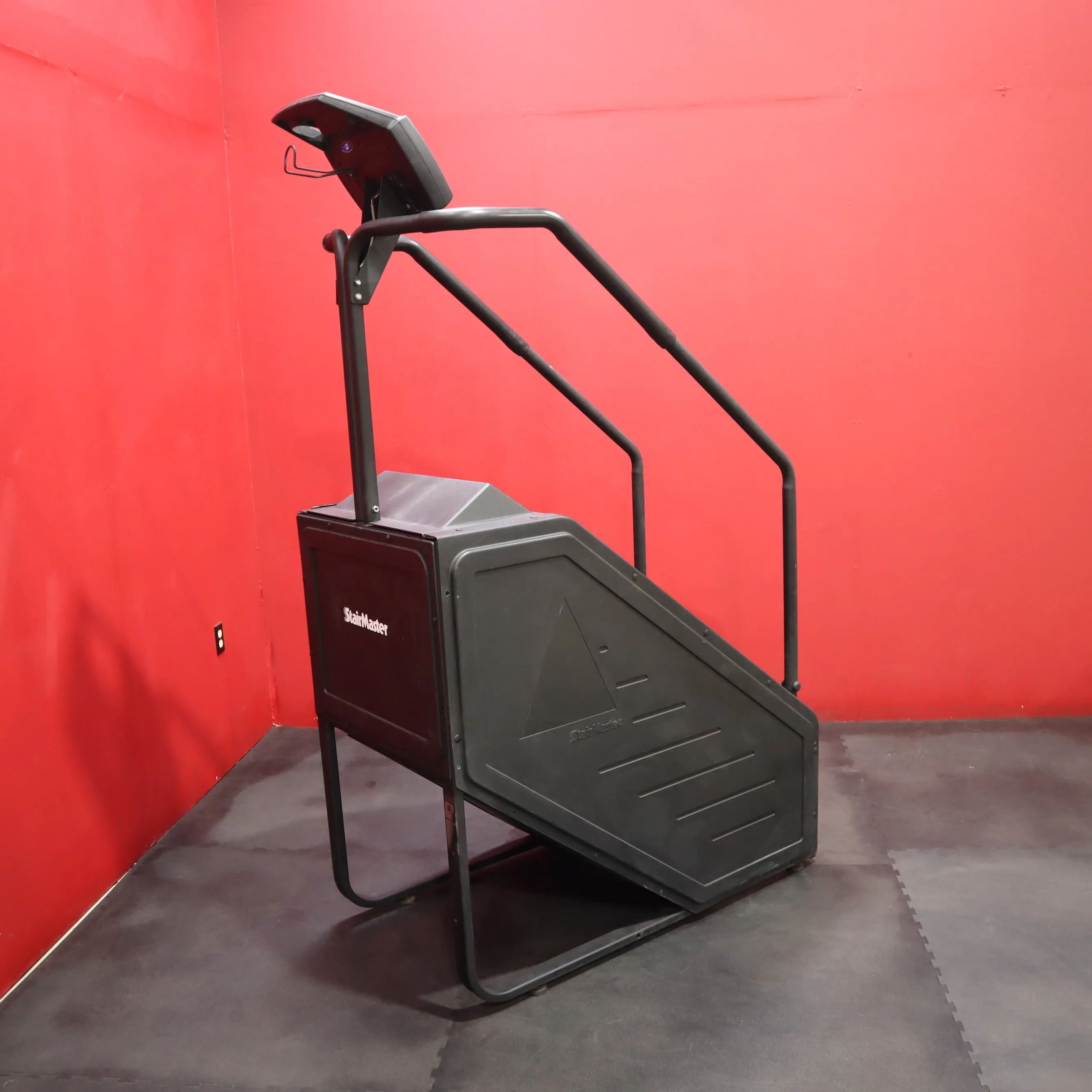 Stairmaster 7000PT Stepmill (Refurbished)