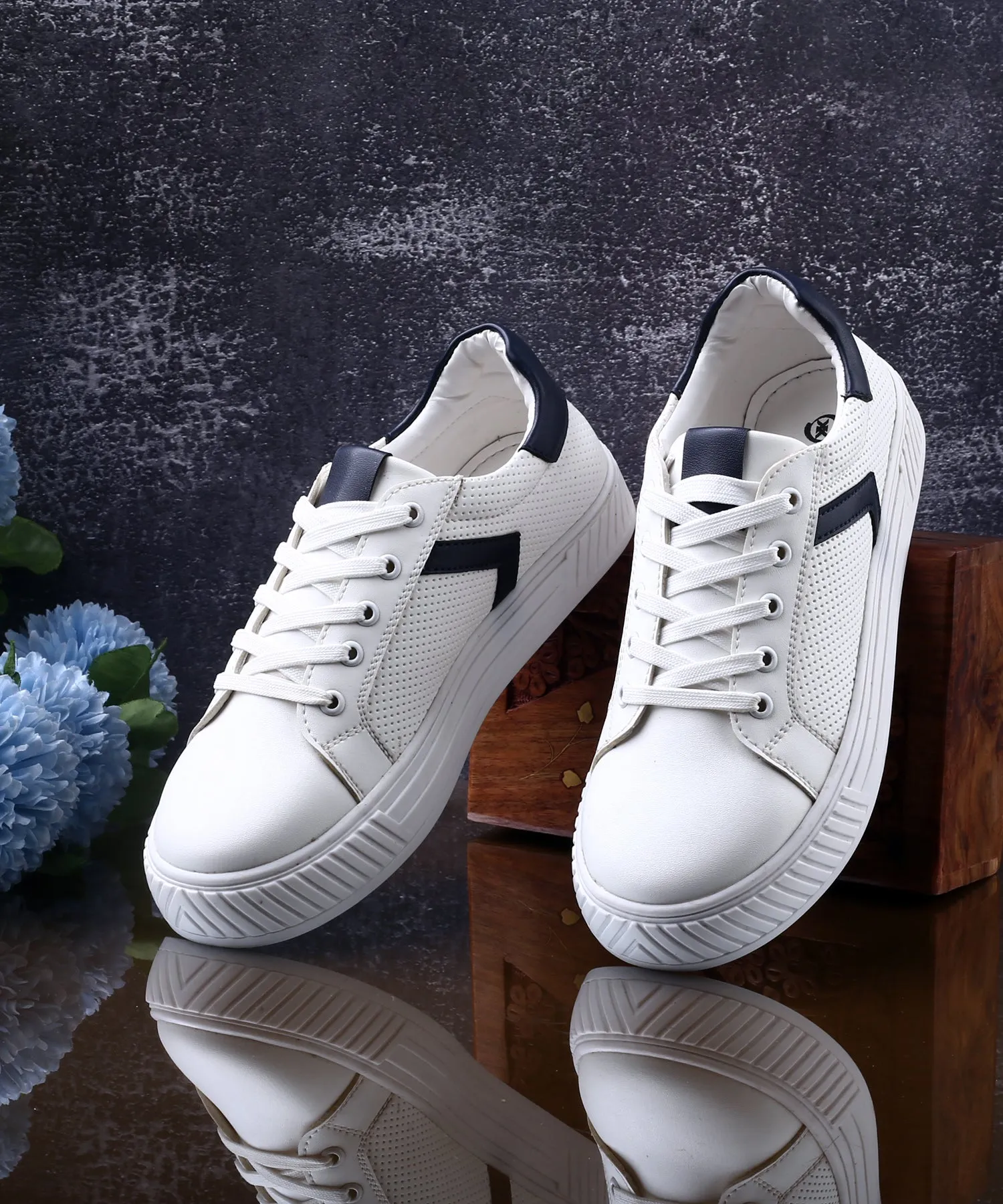 Trendy Women's New Casual Sneaker Lace up Shoes